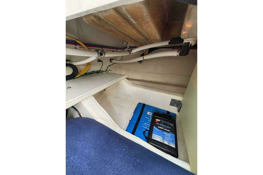 Luna 37ft Back Cove Yacht For Sale