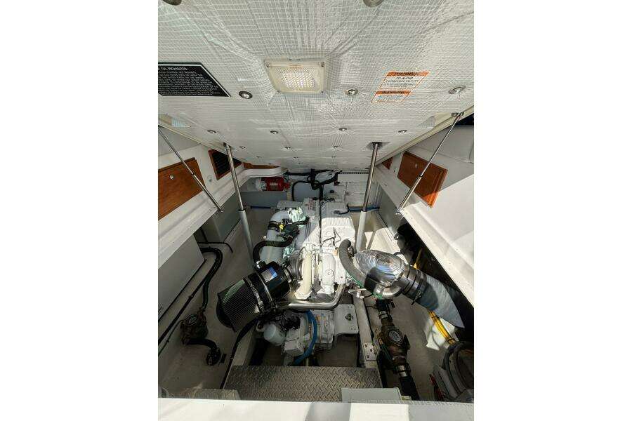 Luna 37ft Back Cove Yacht For Sale