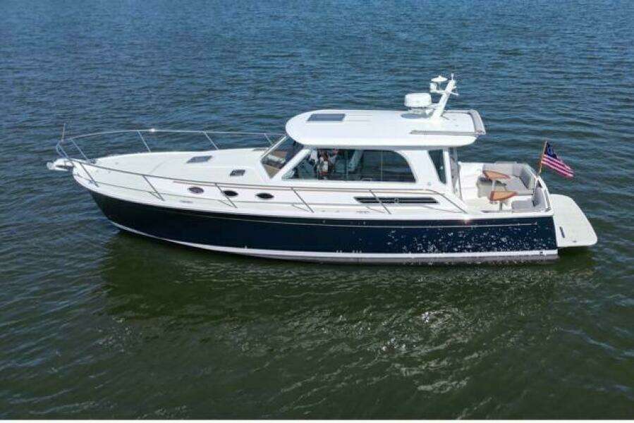 Luna 37ft Back Cove Yacht For Sale