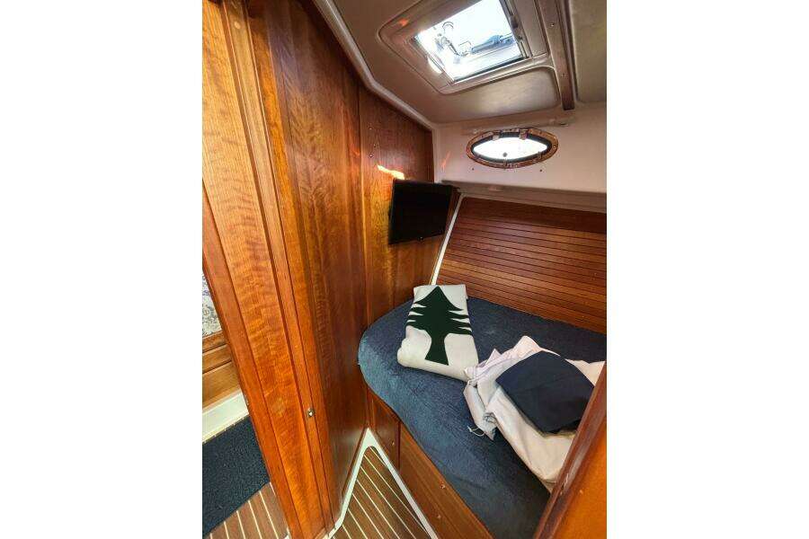 Luna 37ft Back Cove Yacht For Sale