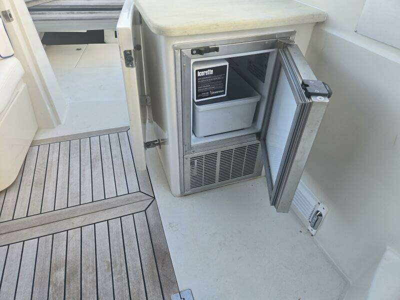 Solitude 48ft Sunseeker Yacht For Sale