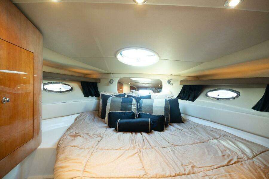 40ft Regal Yacht For Sale