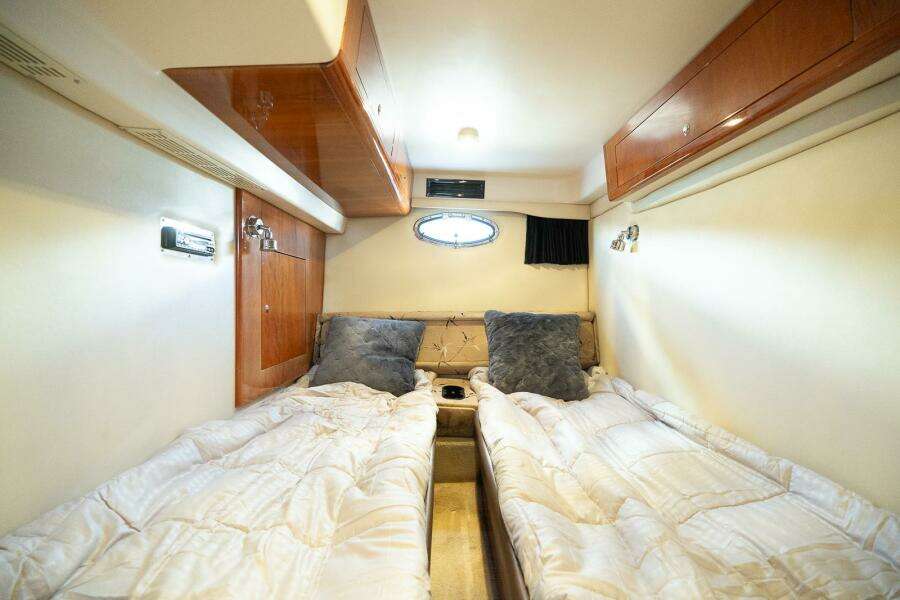 40ft Regal Yacht For Sale