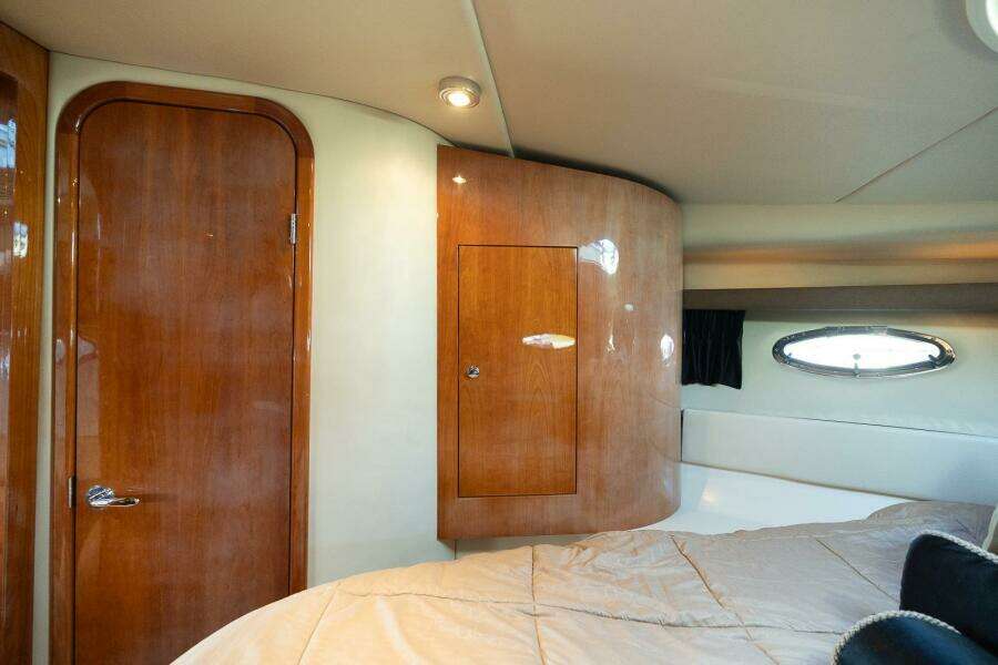 40ft Regal Yacht For Sale