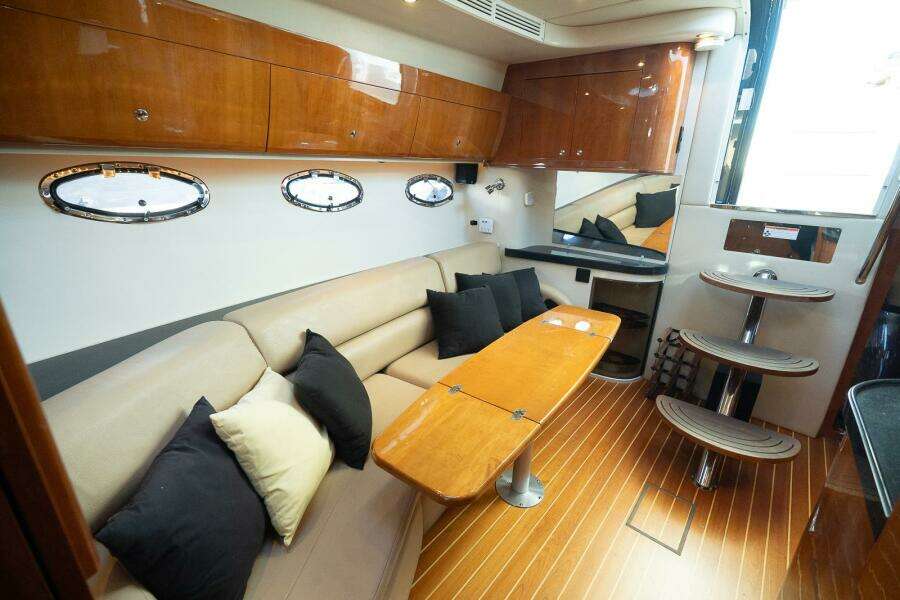 40ft Regal Yacht For Sale