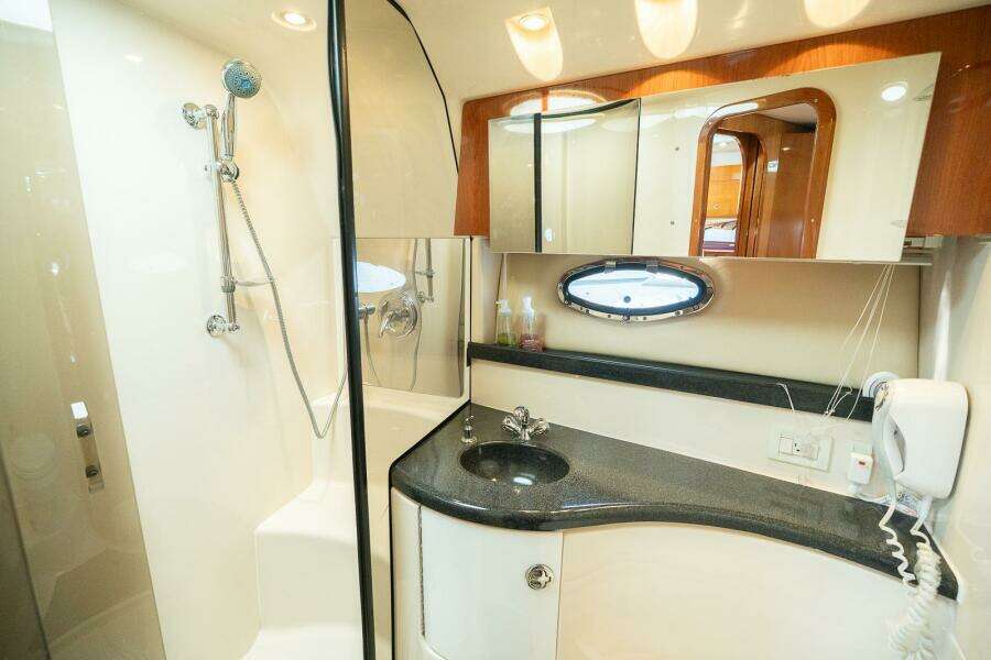 40ft Regal Yacht For Sale