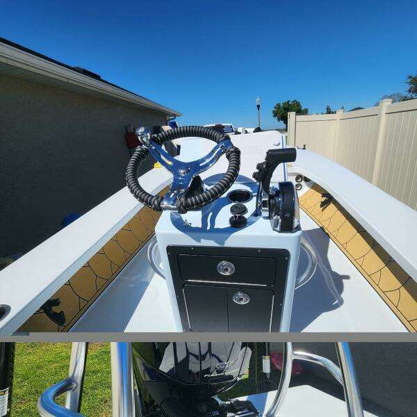 19ft East Cape Yacht For Sale