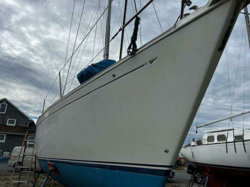 Starboard fwd.