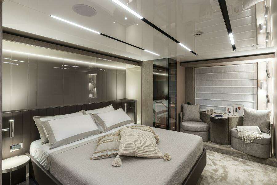 68ft Cranchi Yacht For Sale