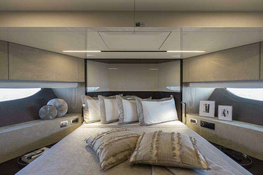 68ft Cranchi Yacht For Sale
