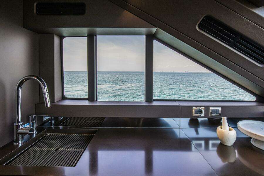 68ft Cranchi Yacht For Sale
