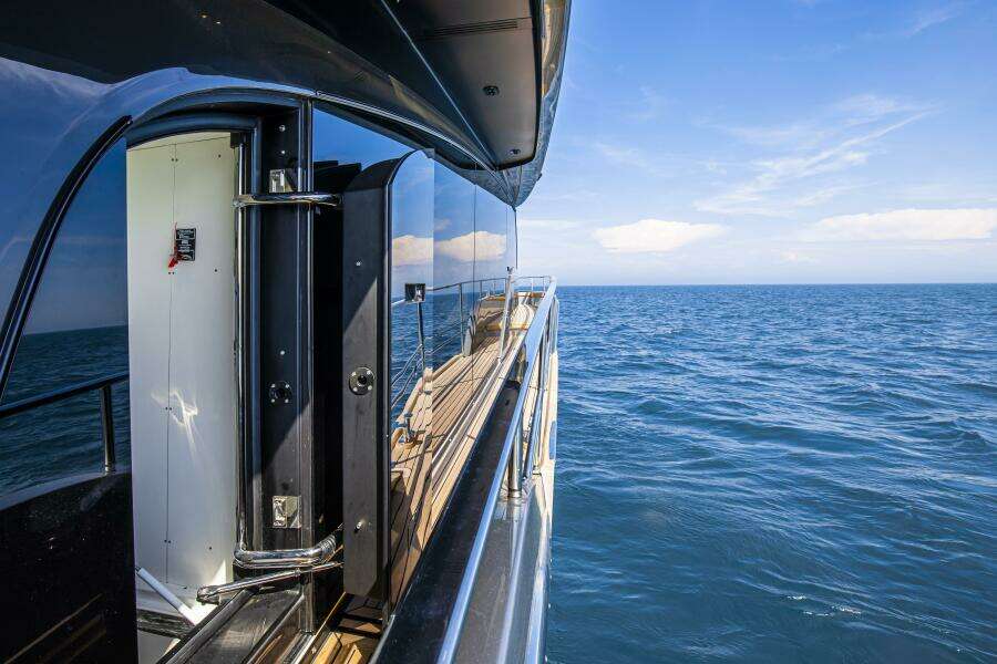 68ft Cranchi Yacht For Sale