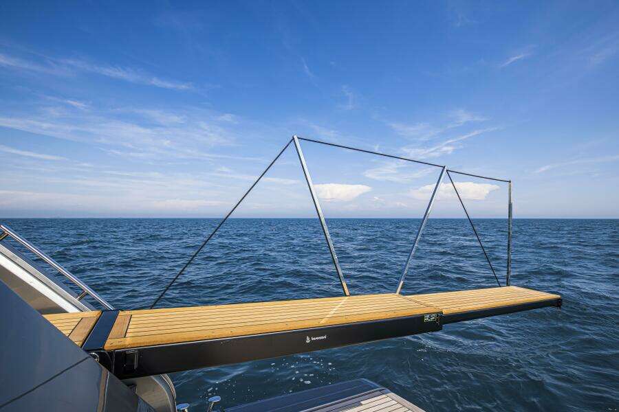 68ft Cranchi Yacht For Sale