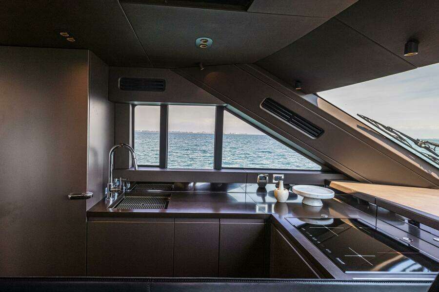 68ft Cranchi Yacht For Sale