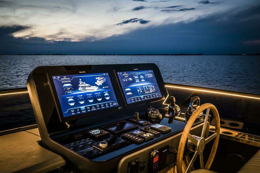 68ft Cranchi Yacht For Sale