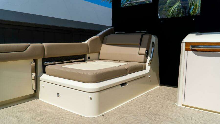 32ft Chris Craft Yacht For Sale 32ft Chris Craft Yacht For Sale