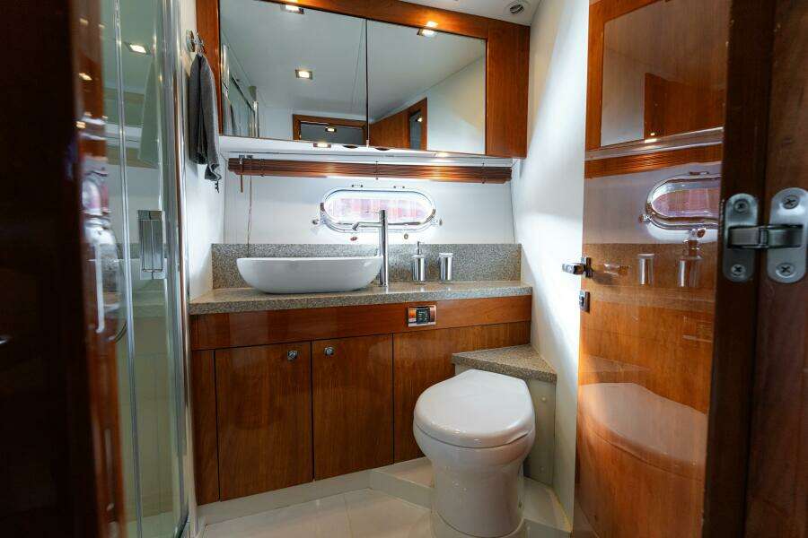 64ft Sunseeker Yacht For Sale