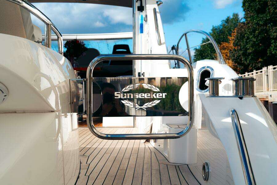 64ft Sunseeker Yacht For Sale