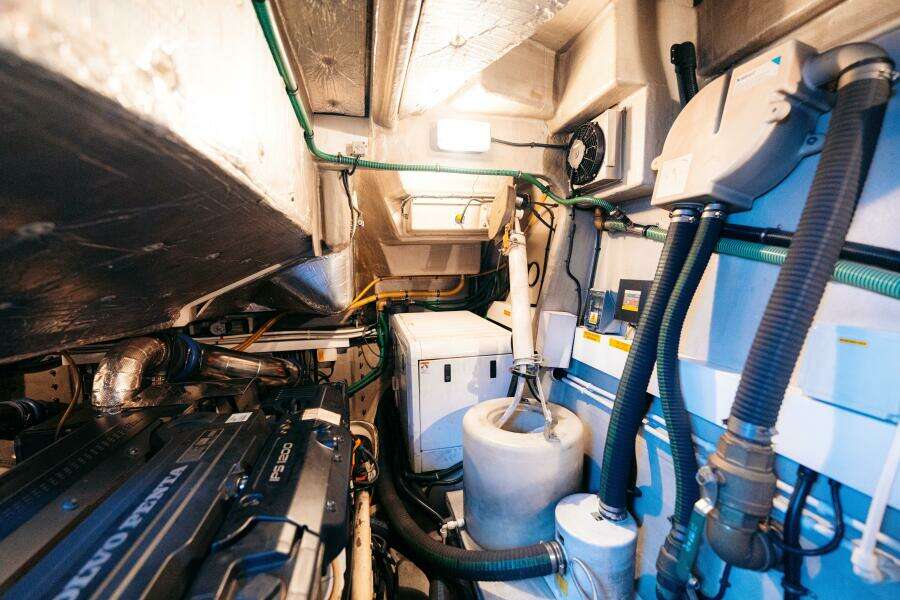 64ft Sunseeker Yacht For Sale