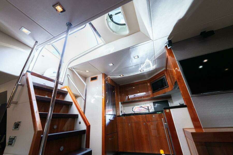 64ft Sunseeker Yacht For Sale