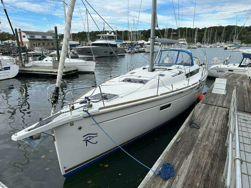 47ft Jeanneau Yacht For Sale