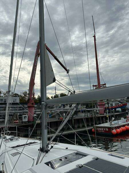 47ft Jeanneau Yacht For Sale