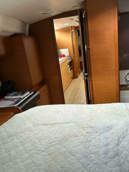 47ft Jeanneau Yacht For Sale