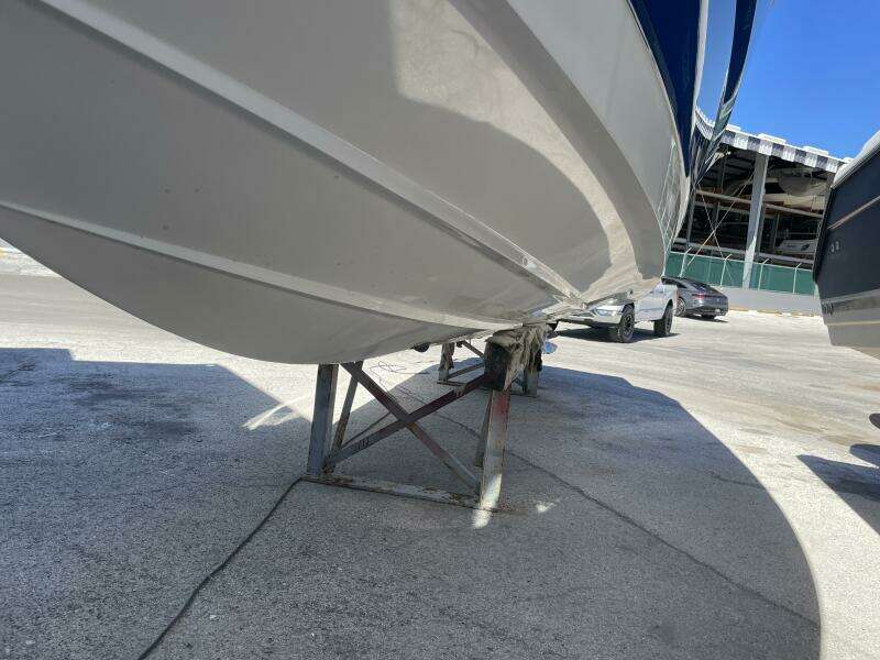 Andiamo 32ft Monterey Yacht For Sale