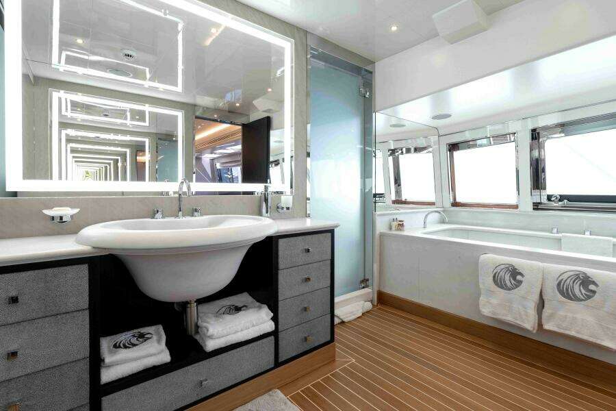 AQUILA 135ft Baglietto Yacht For Sale