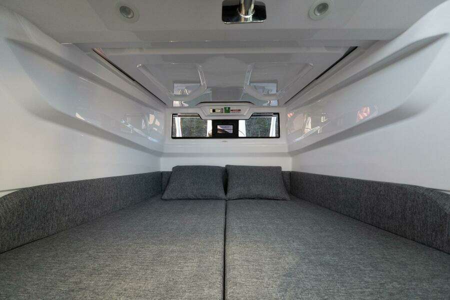 Axopar 29 Cross Cabin Stock 47 29ft Axopar Yacht For Sale