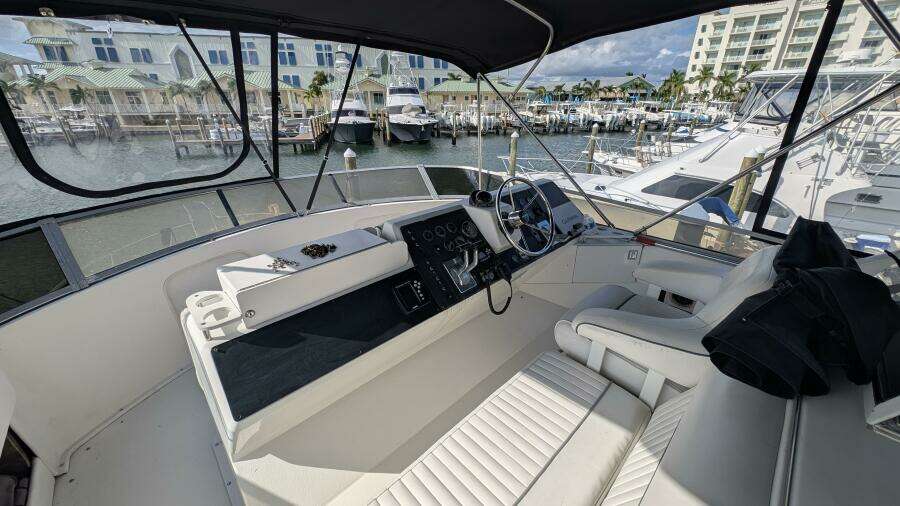 Have Love Will Travel 37ft Carver Yacht For Sale