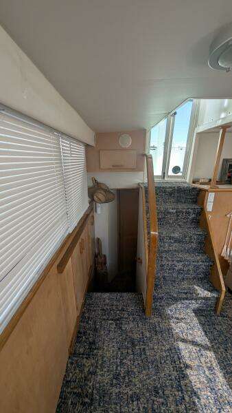 Have Love Will Travel 37ft Carver Yacht For Sale
