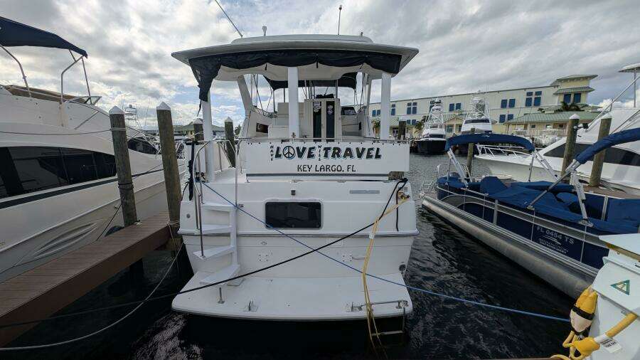 Have Love Will Travel 37ft Carver Yacht For Sale