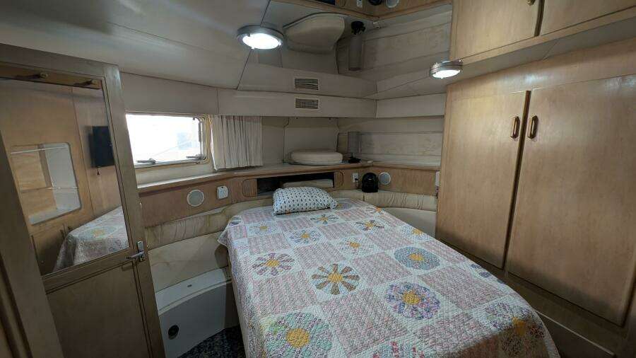 Have Love Will Travel 37ft Carver Yacht For Sale
