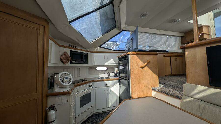 Have Love Will Travel 37ft Carver Yacht For Sale