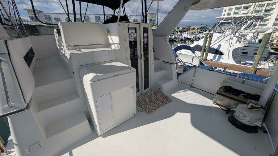 Have Love Will Travel 37ft Carver Yacht For Sale