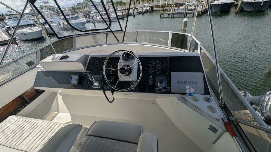 Have Love Will Travel 37ft Carver Yacht For Sale