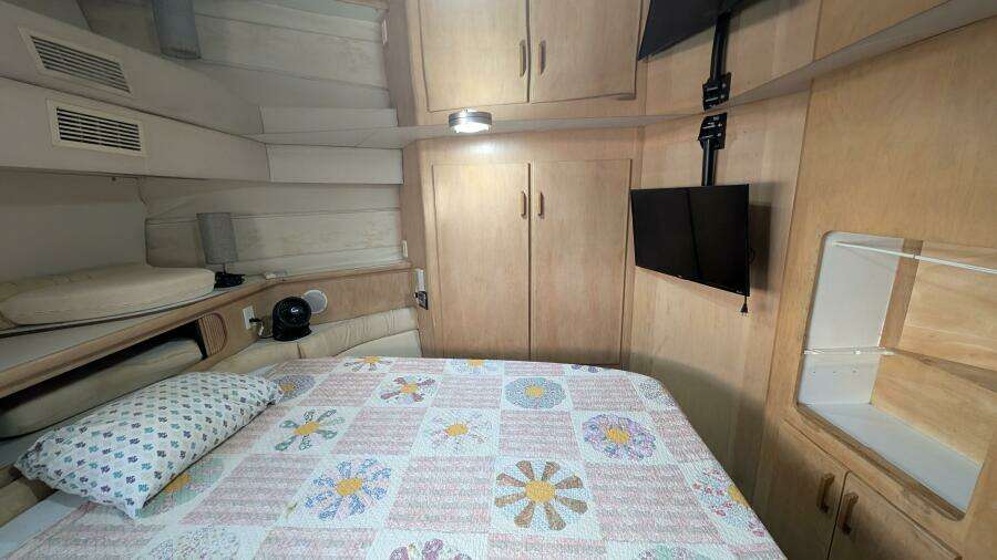 Have Love Will Travel 37ft Carver Yacht For Sale