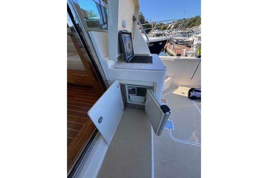 Independence 42ft Sabre Yacht For Sale
