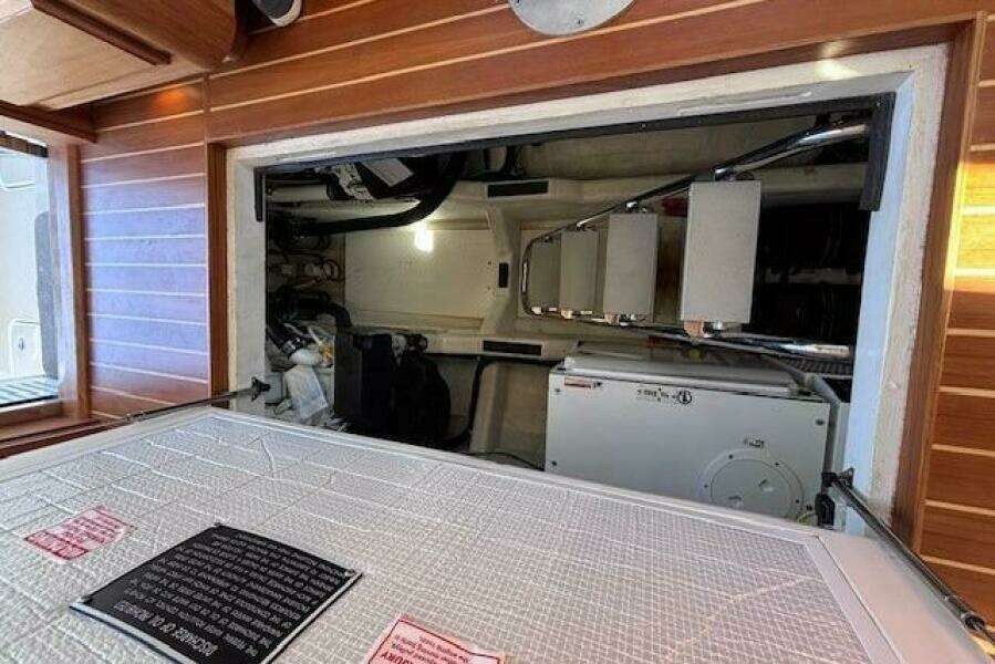 Independence 42ft Sabre Yacht For Sale