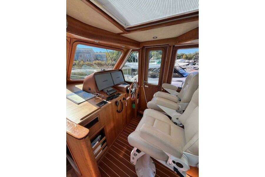 Independence 42ft Sabre Yacht For Sale