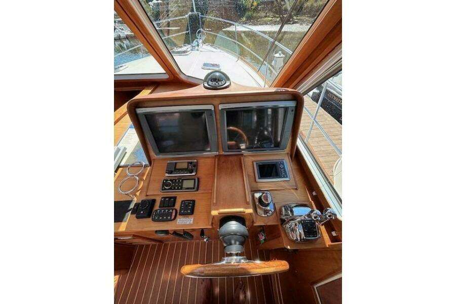Independence 42ft Sabre Yacht For Sale