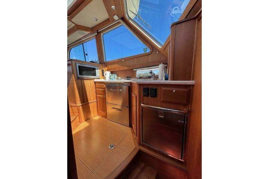Independence 42ft Sabre Yacht For Sale