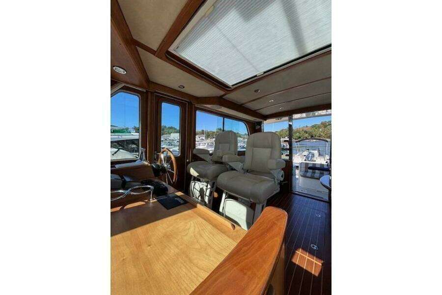 Independence 42ft Sabre Yacht For Sale