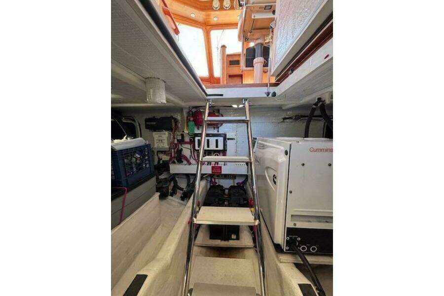 Independence 42ft Sabre Yacht For Sale