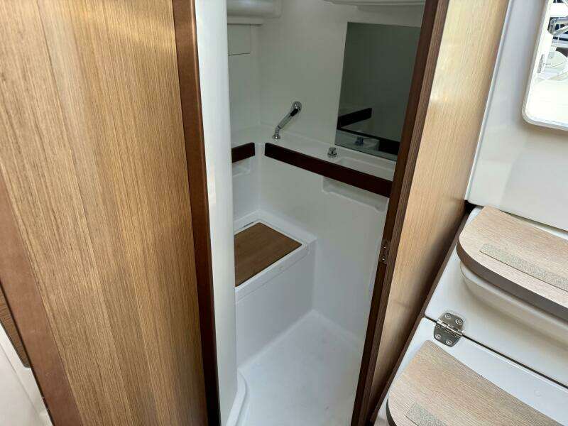 35ft Beneteau Yacht For Sale