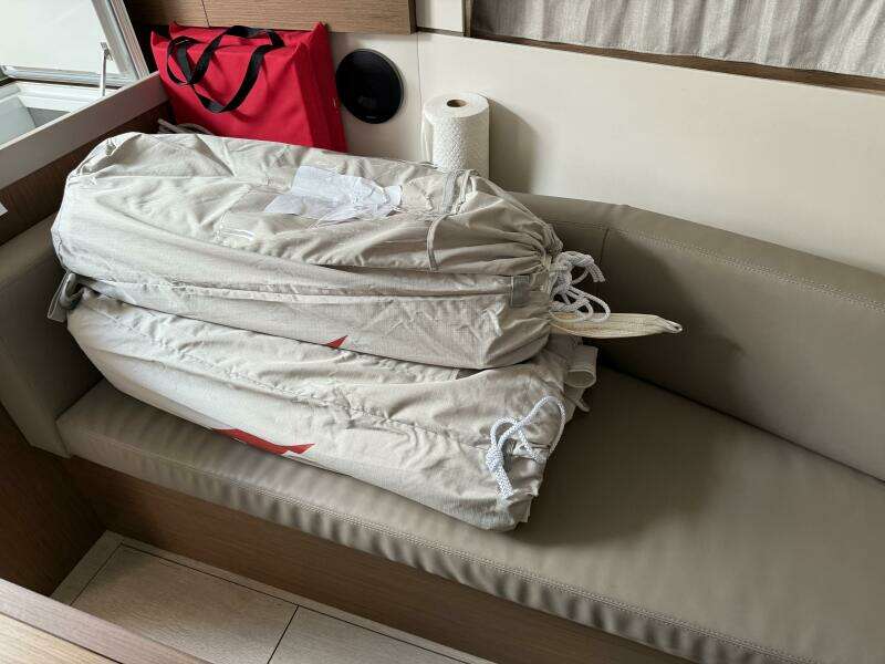 35ft Beneteau Yacht For Sale