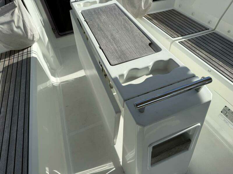35ft Beneteau Yacht For Sale