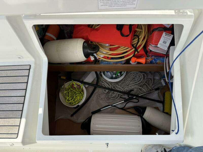 35ft Beneteau Yacht For Sale