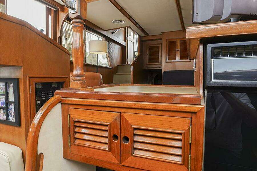 47ft Tradewinds Yacht For Sale